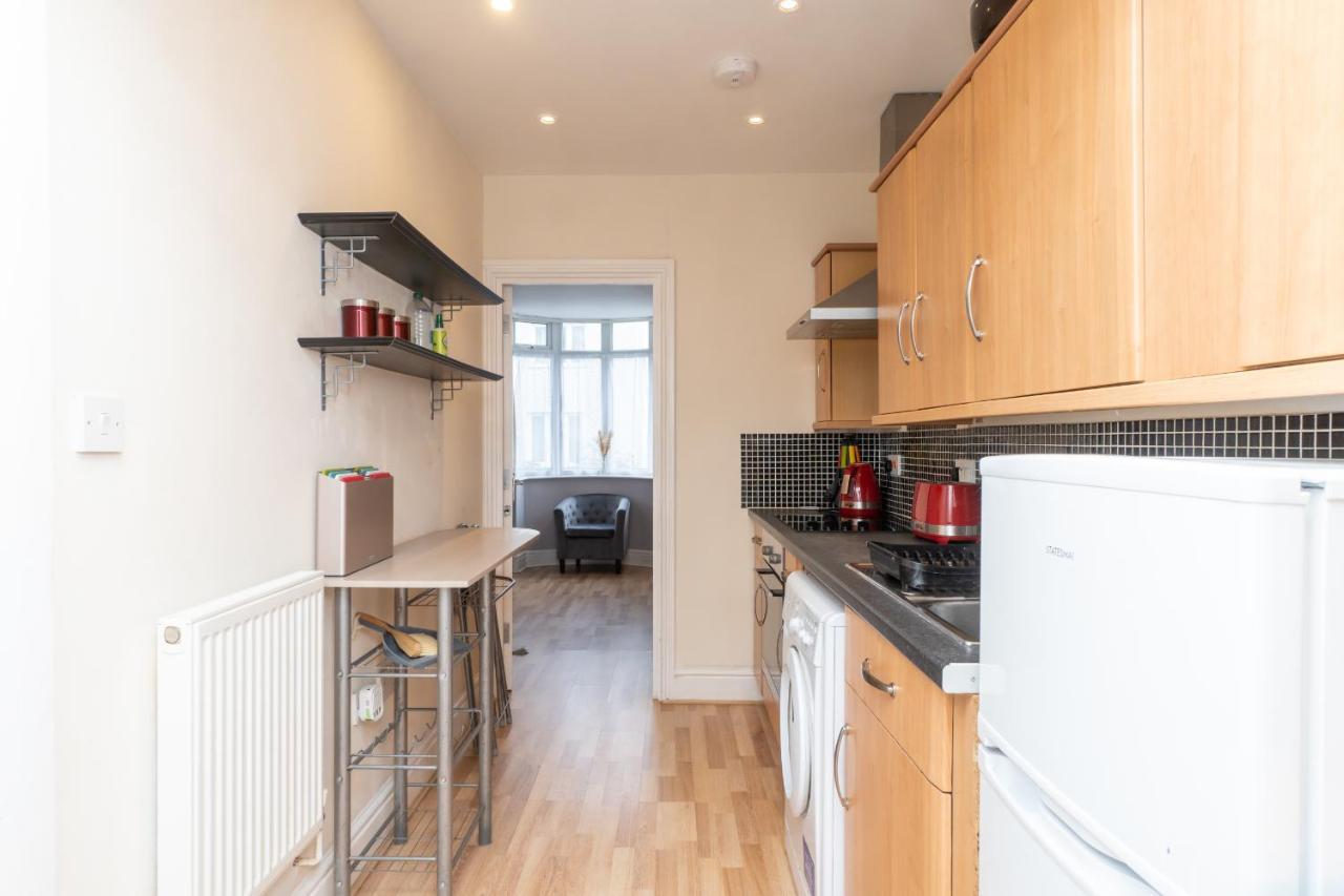 Spacious 2 Bed Southville Flat Near Harbourside Apartamento Bristol